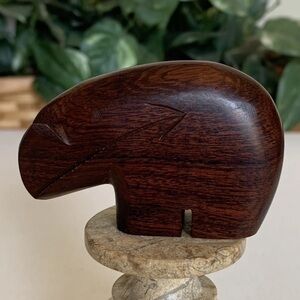 Vintage Wood Zuni Bear Fetish Figurine Polished Ironwood Animal Carving Statue
